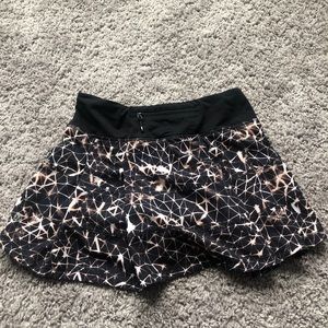 Lululemon skirt